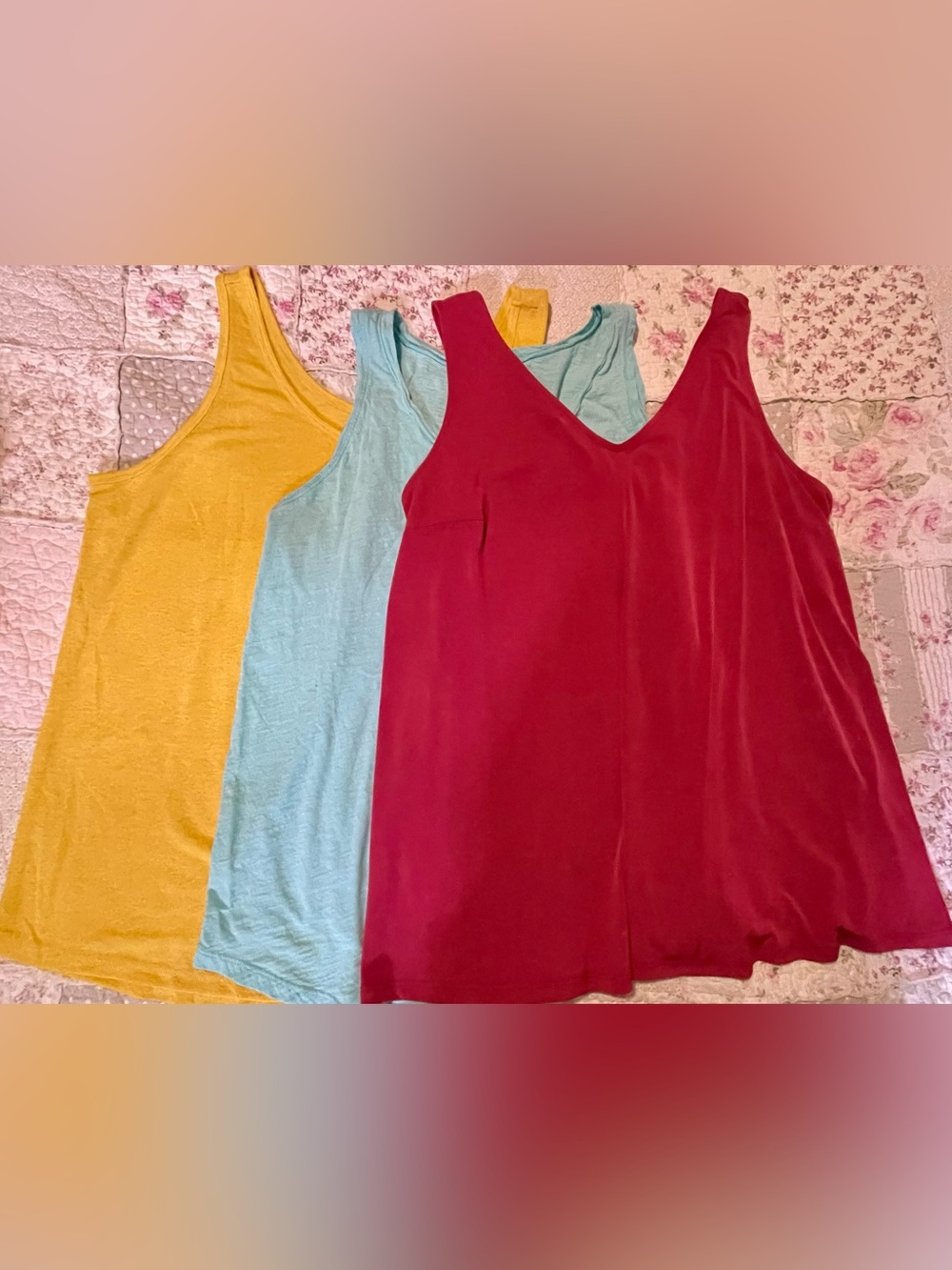 🌼 Torrid & 24/7 Sleeveless Top Bundle – Size 1 (Plus)